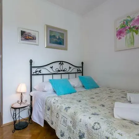 Guest house Jelica 3*