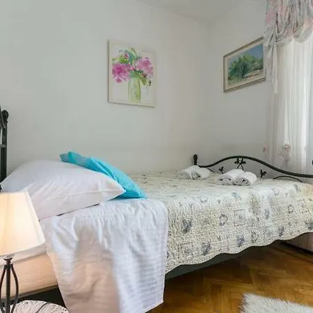 Jelica Guest house